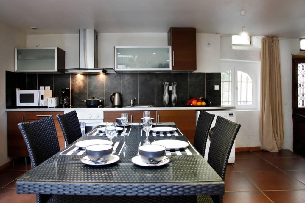 Maison De Charme Renovee Villa คุคุรง ภายนอก รูปภาพ
